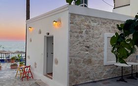 Paradise Studios